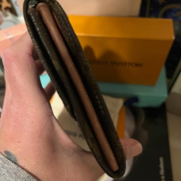 Authentic Vintage Louis Vuitton Monogram Long Wallet - Picture 4 of 8